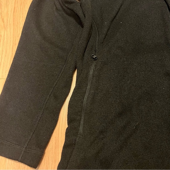 Large North face Zip up - Picture 5 of 7